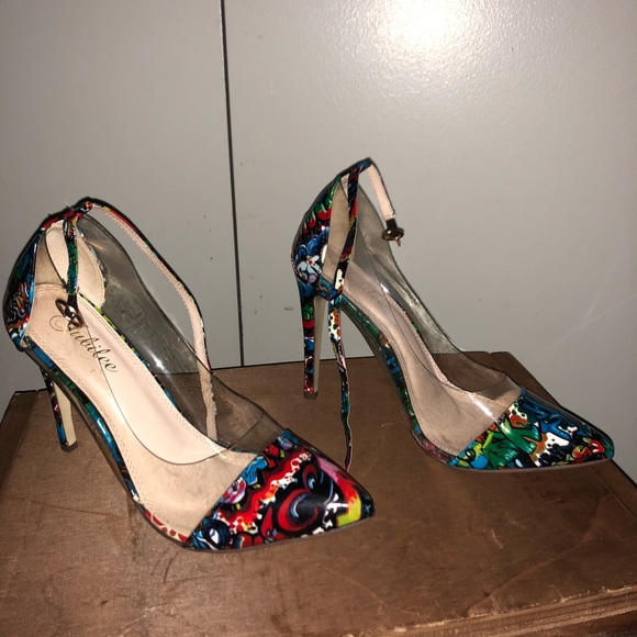 Heels - Picture 2 of 3